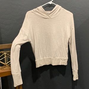 Light hooded sweater